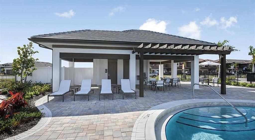 15681 Genova Dr, Naples, FL 34114 Photo