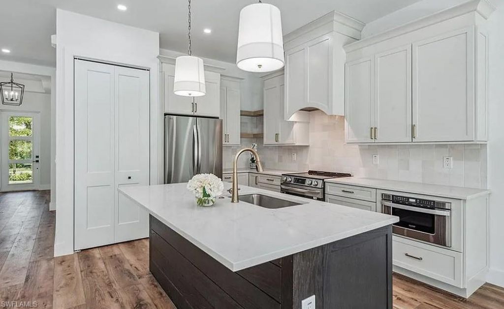 7968 Cordoba Pl , Naples, FL 34113 Photo