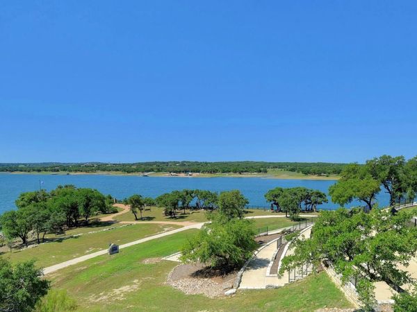 7425 Pace Ravine DR, Lago Vista, TX 78645