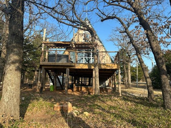 5201 Crystal Lake Drive, Guthrie, OK 73044