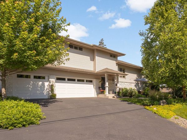 5000 Oxford Avenue, Edina, MN 55436