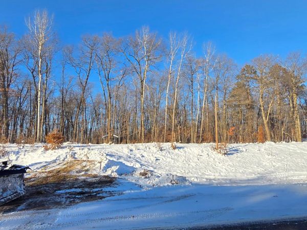 TBDxx Lake Ave , McGregor, MN 55760