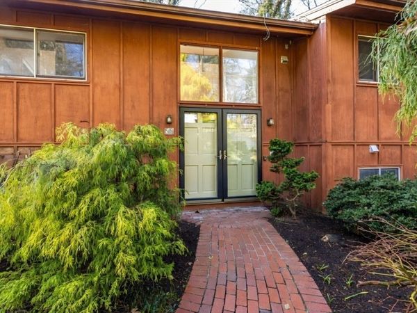 58 Meadow Brook Rd, Norwell, MA 02061