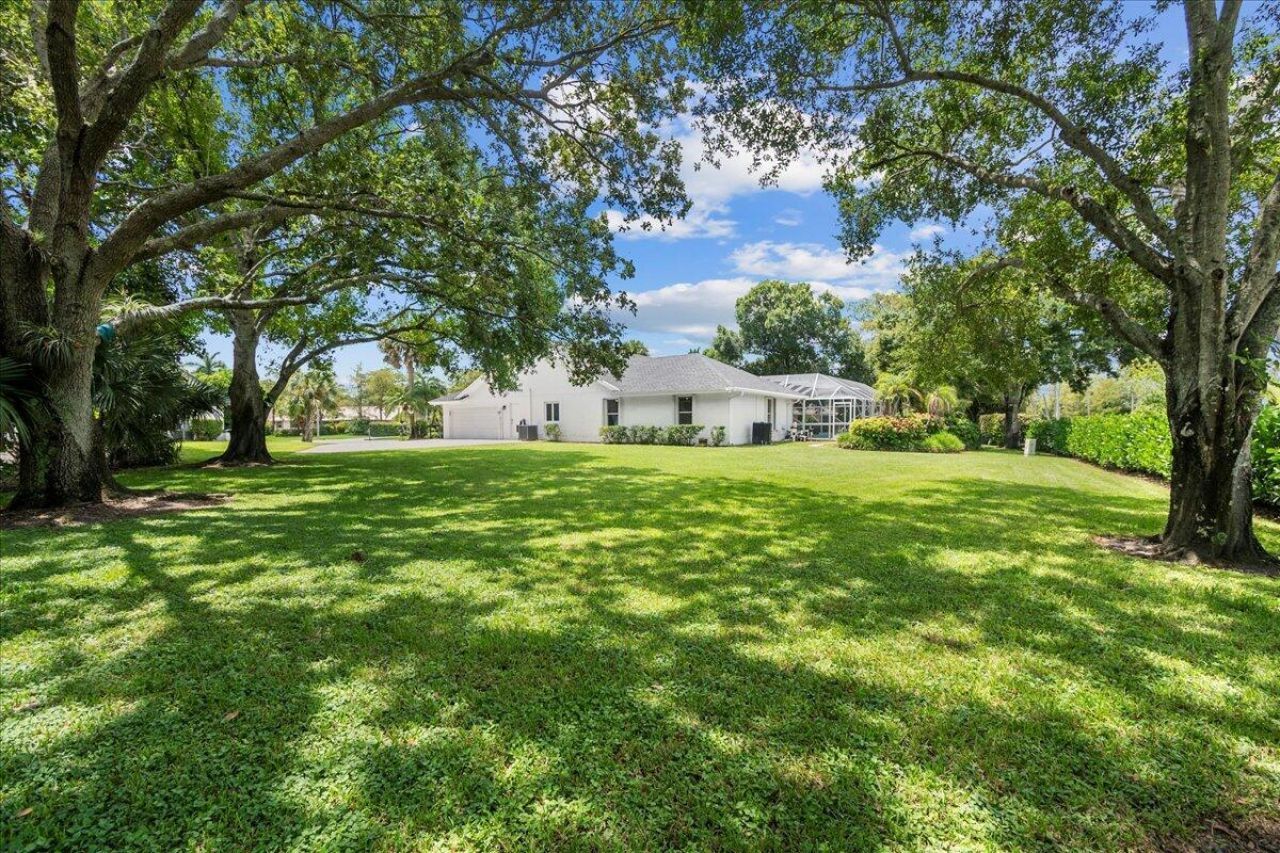 15575 Woodmar Court, Wellington, FL 33414 Photo