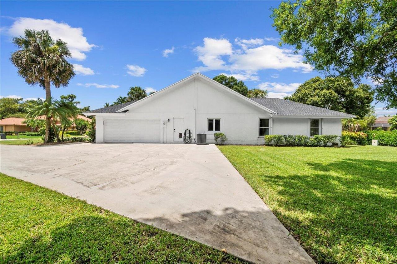 15575 Woodmar Court, Wellington, FL 33414 Photo