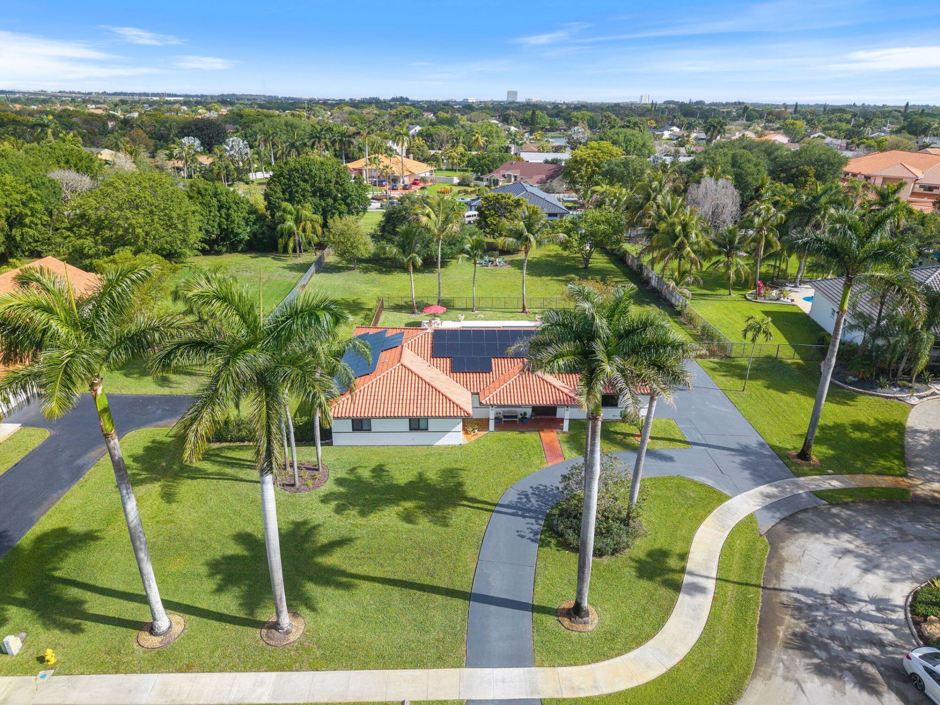 13821 Alexandria Court, Davie, FL 33325 Photo