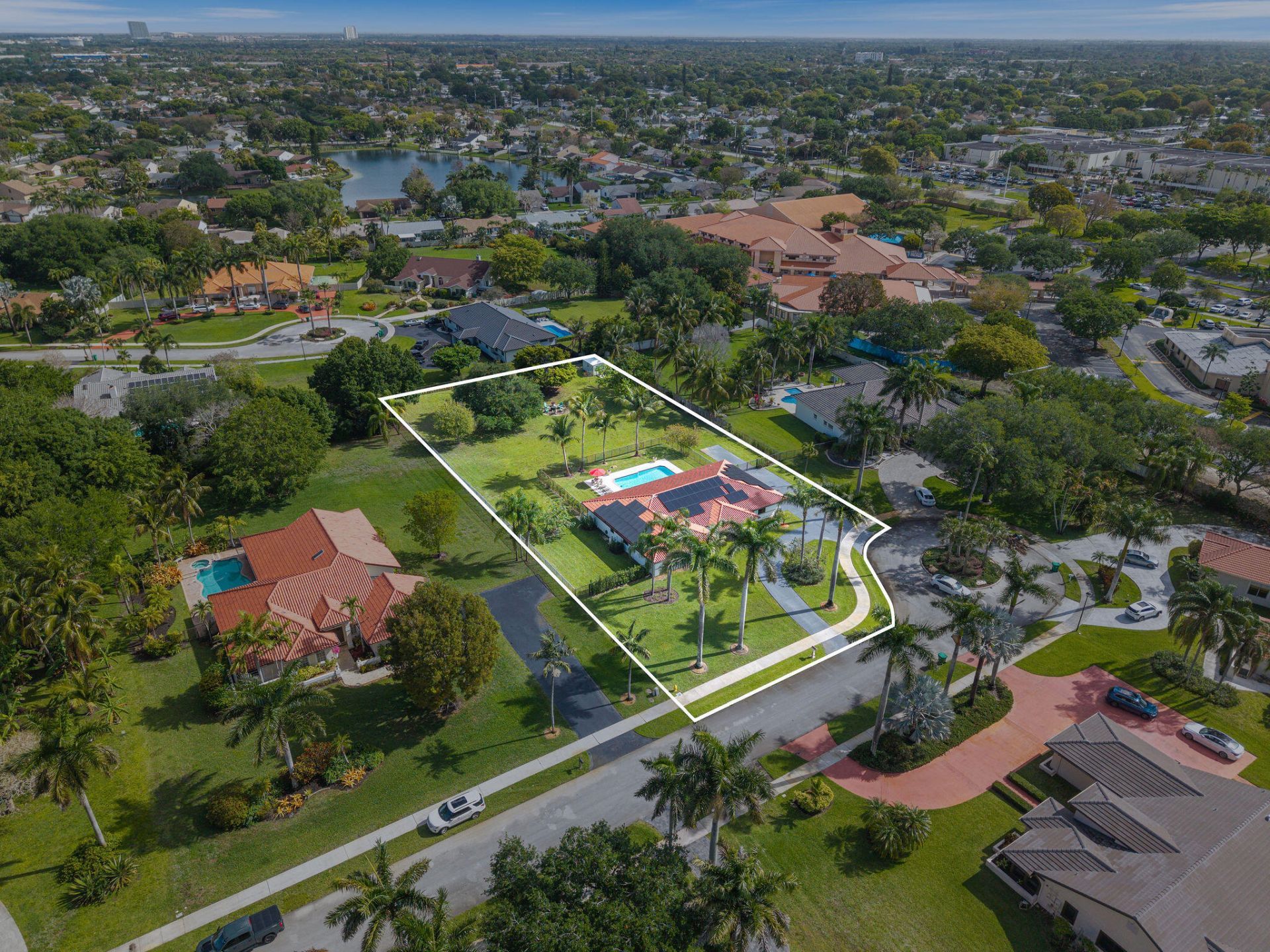 13821 Alexandria Court, Davie, FL 33325 Photo