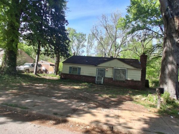 1002 CRESTON AVE, Memphis, TN 38127