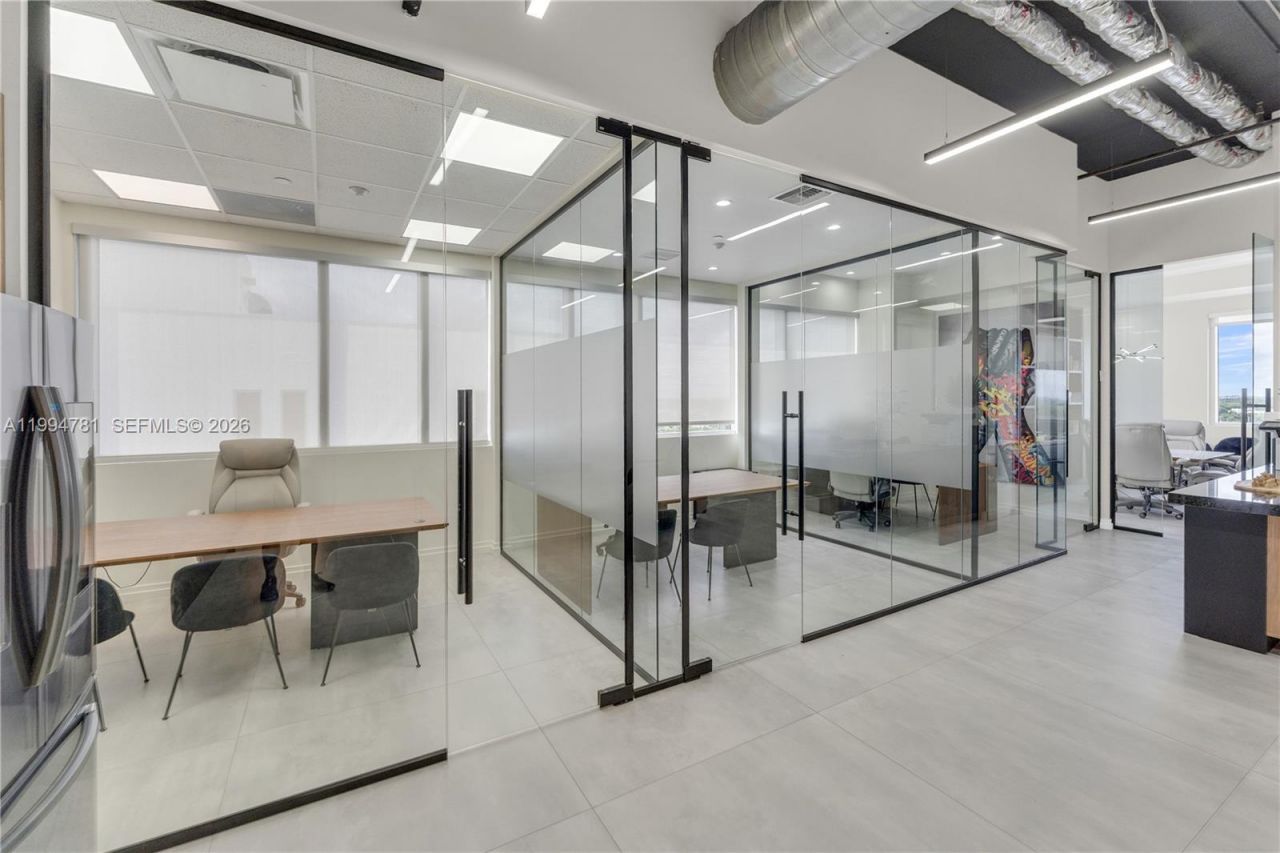 2920 NE 207th St , Unit 1009, Aventura, FL 33180 Photo