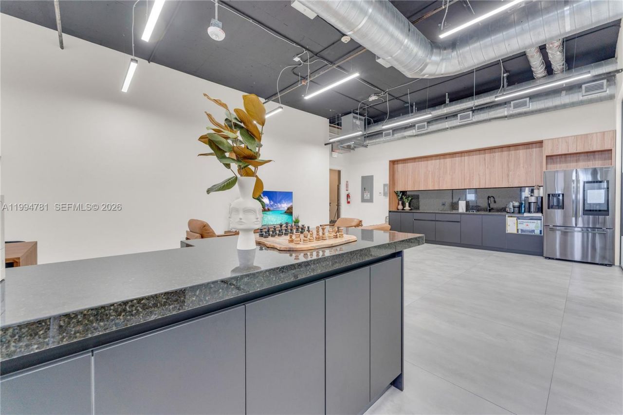 2920 NE 207th St , Unit 1009, Aventura, FL 33180 Photo