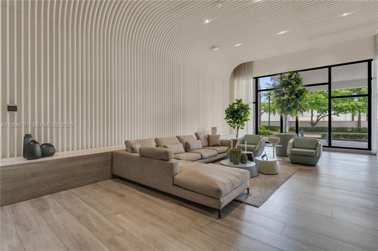 2920 NE 207th St , Unit 1009, Aventura, FL 33180 Photo