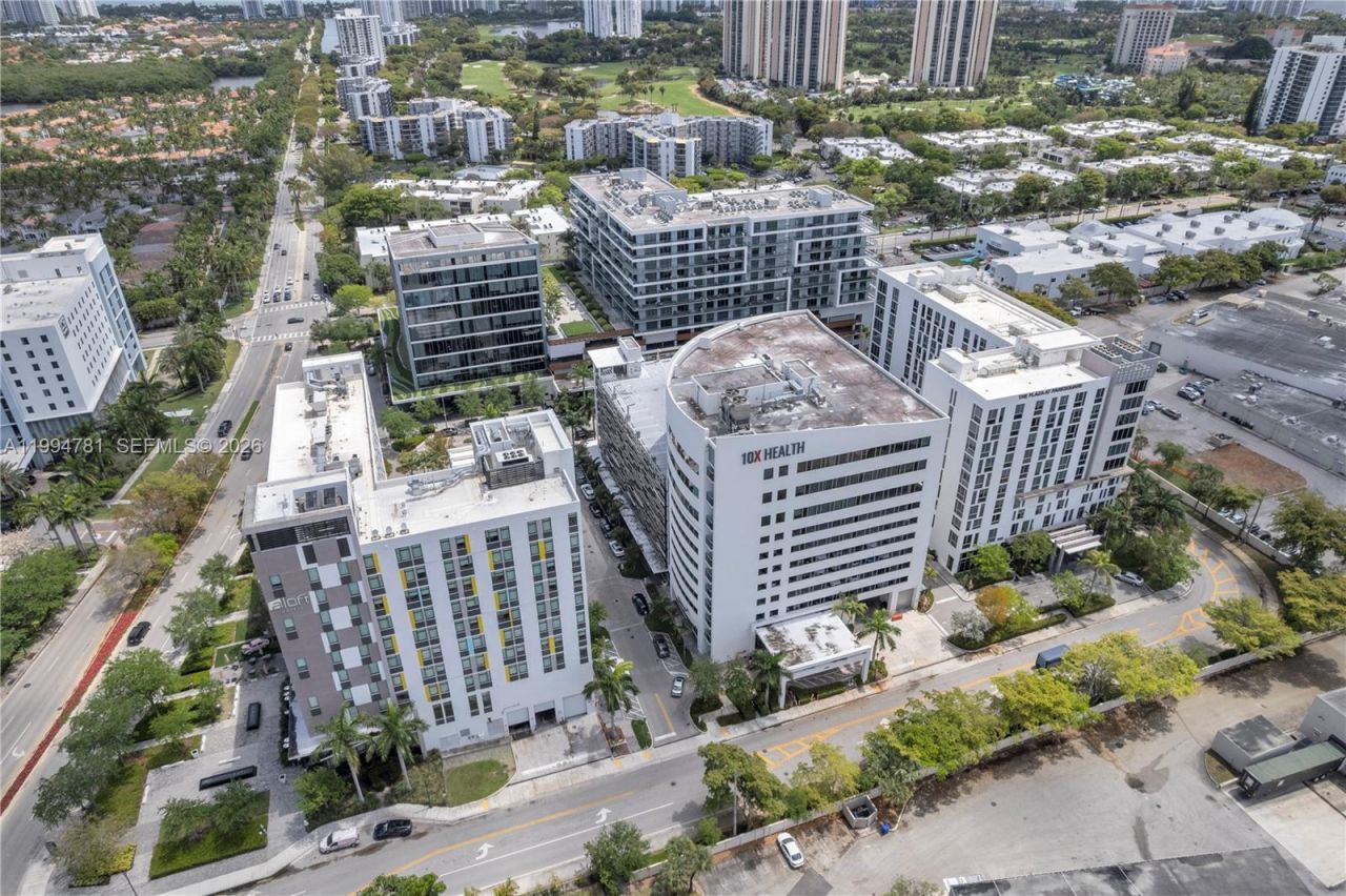 2920 NE 207th St , Unit 1009, Aventura, FL 33180 Photo