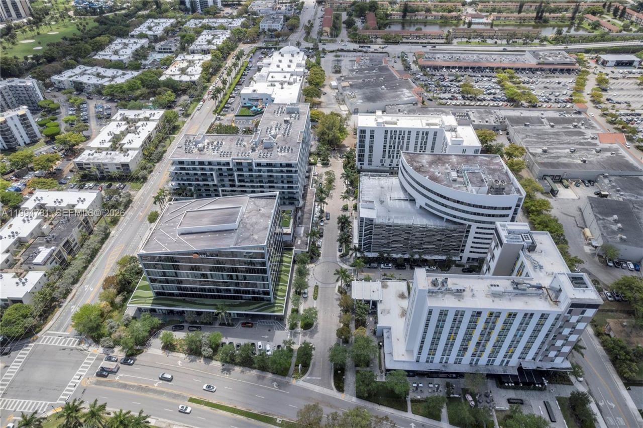 2920 NE 207th St , Unit 1009, Aventura, FL 33180 Photo