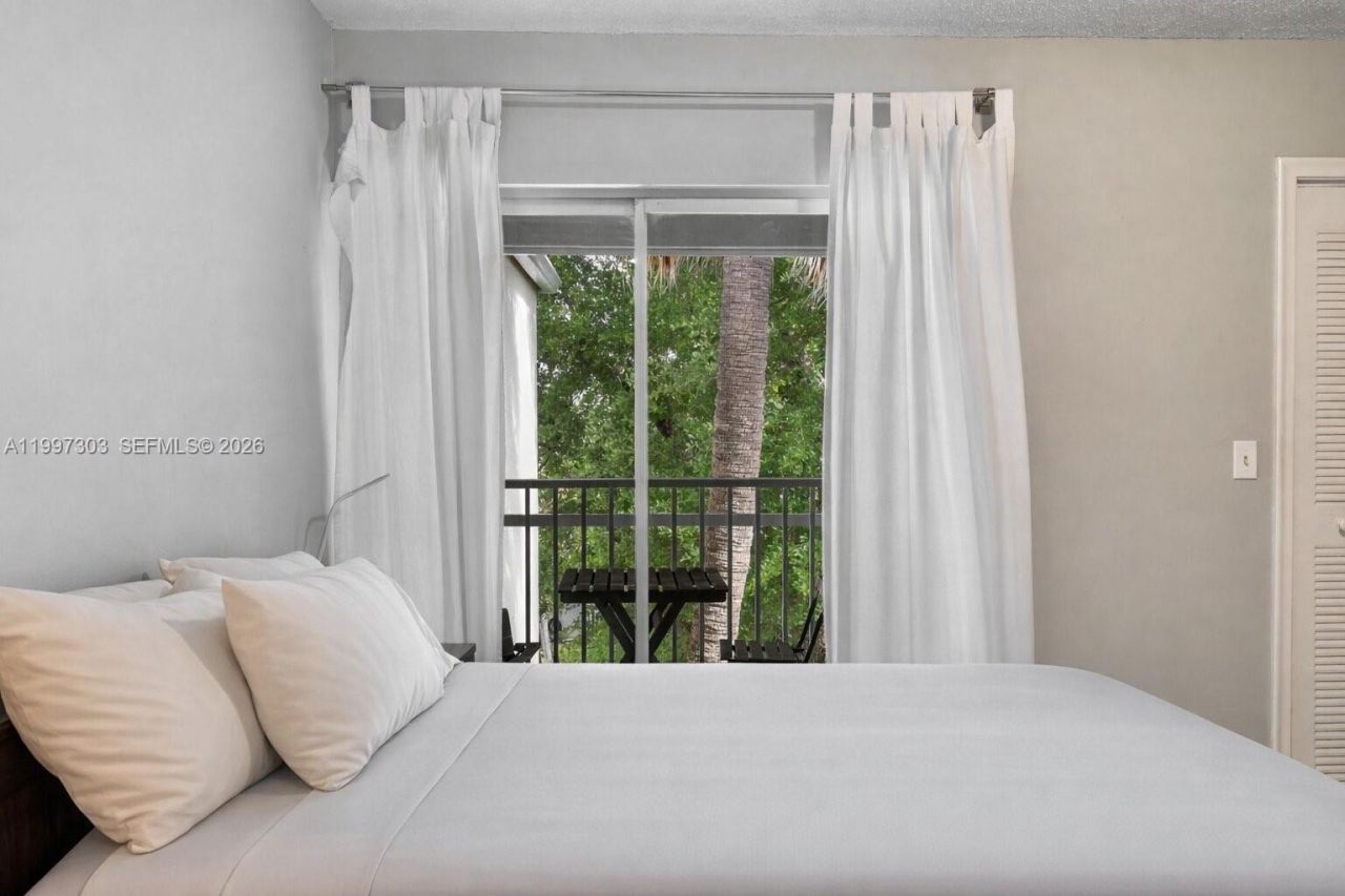 1916 SW 17th Ave, Unit 34, Miami, FL 33145 Photo