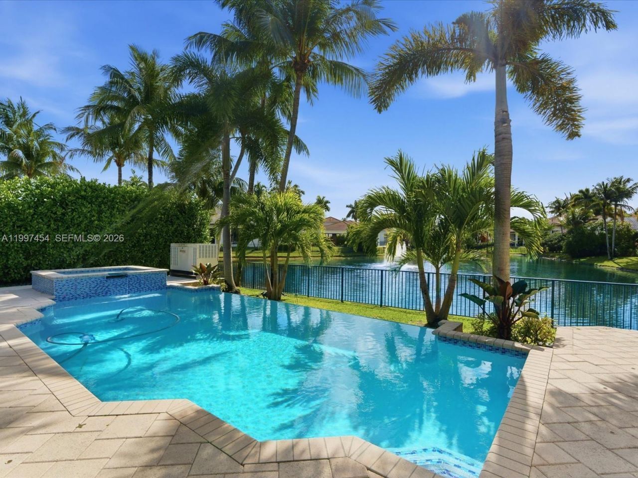 770 Leigh Palm Ave , Plantation, FL 33324 Photo