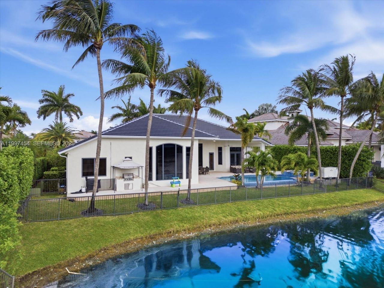 770 Leigh Palm Ave , Plantation, FL 33324 Photo