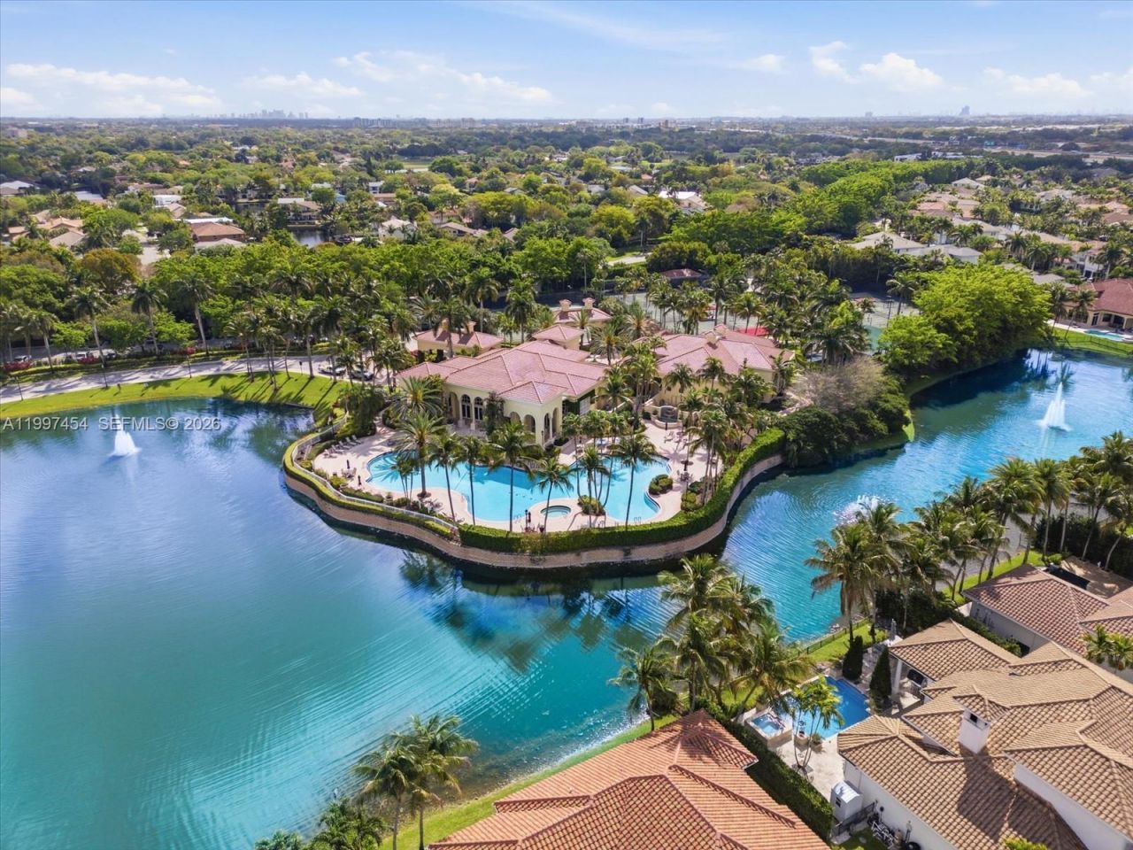 770 Leigh Palm Ave , Plantation, FL 33324 Photo