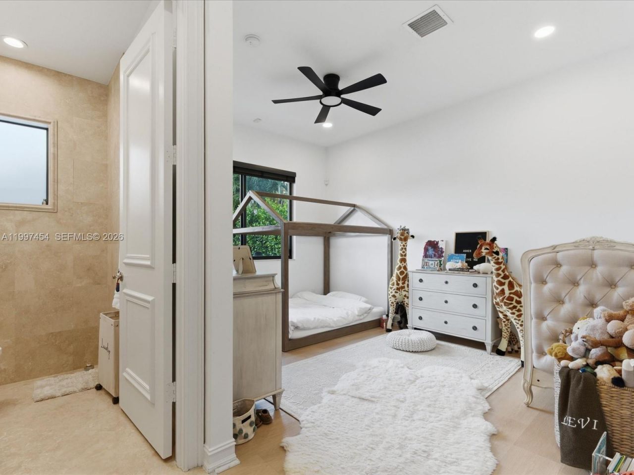 770 Leigh Palm Ave , Plantation, FL 33324 Photo