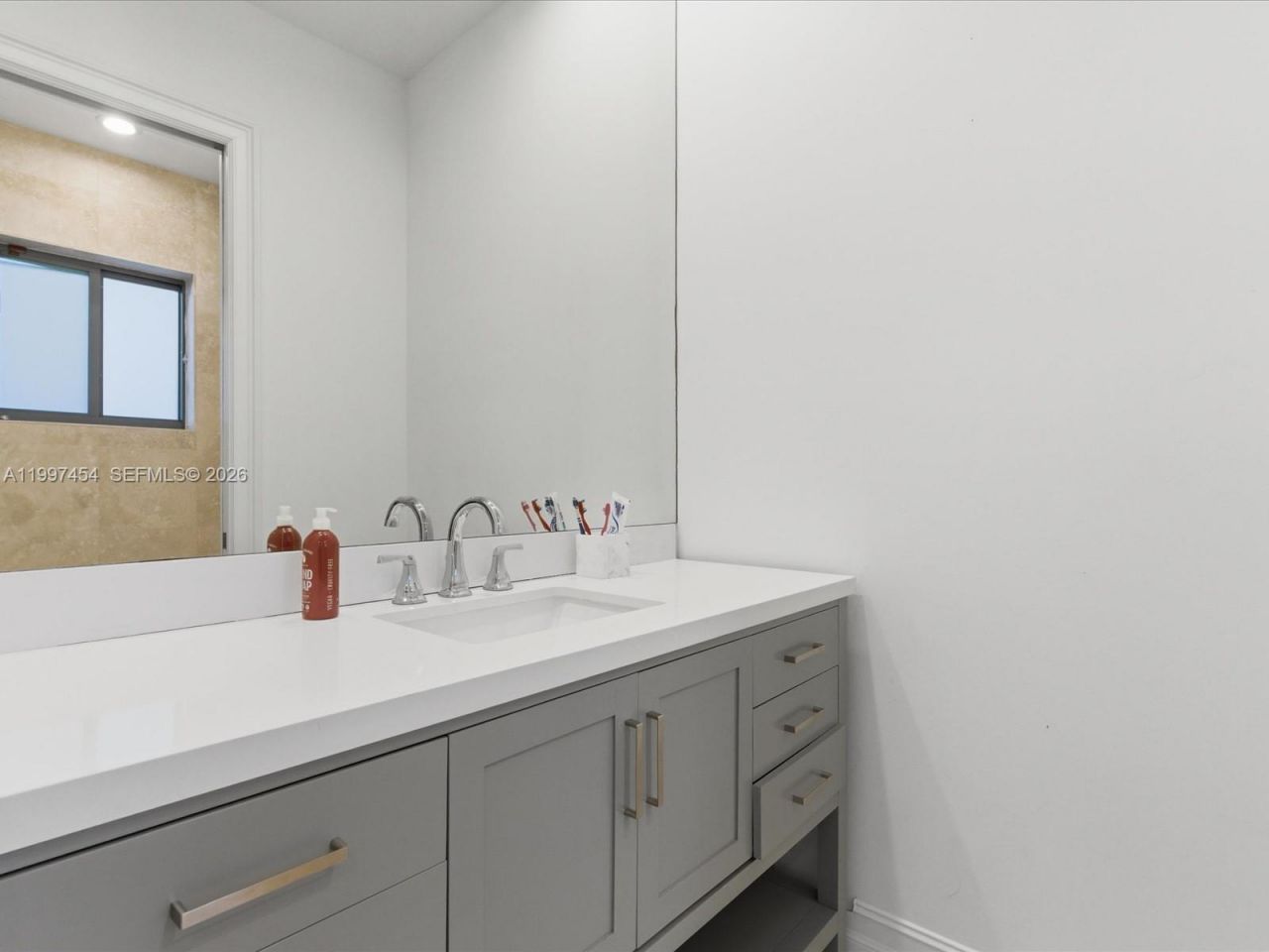 770 Leigh Palm Ave , Plantation, FL 33324 Photo