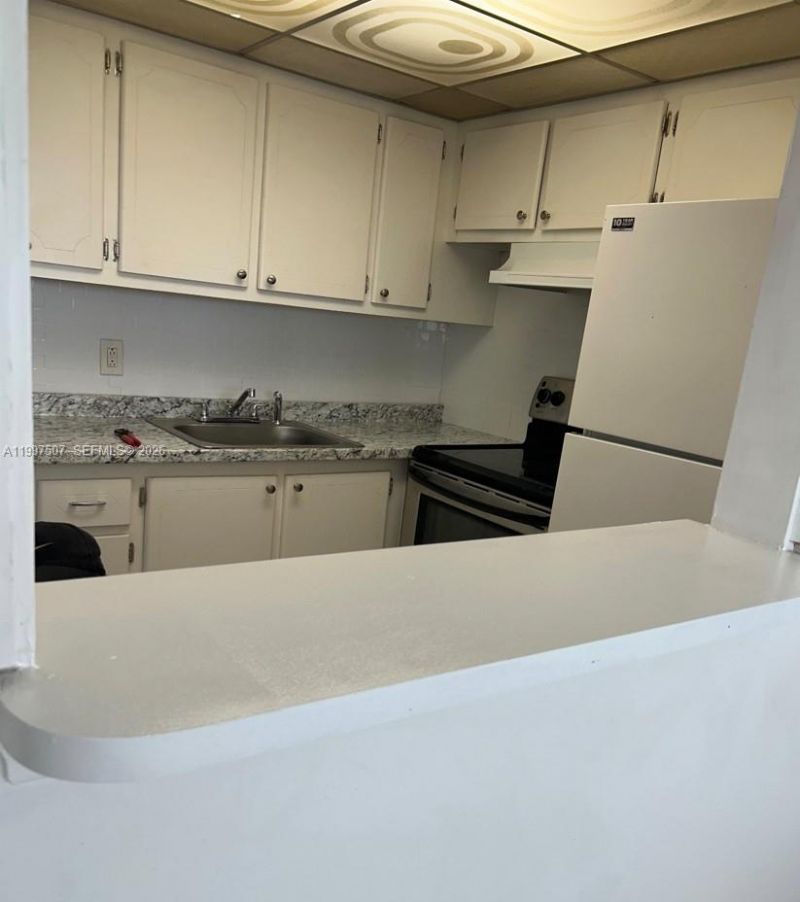 89 Berkshire D, Unit 89, West Palm Beach, FL 33417 Photo
