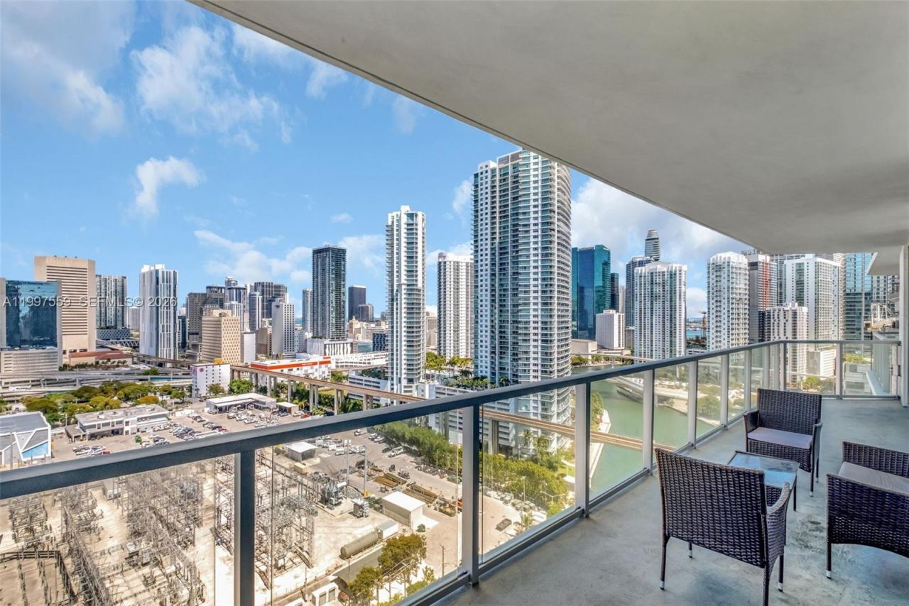 185 SW 7th St, Unit 2303, Miami, FL 33130 Photo