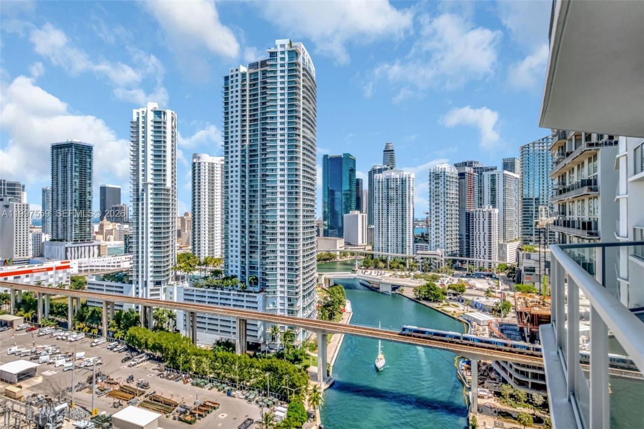 185 SW 7th St, Unit 2303, Miami, FL 33130 Photo