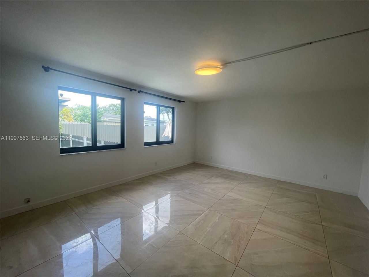 721 SW 69th Ave, Pembroke Pines, FL 33023 Photo
