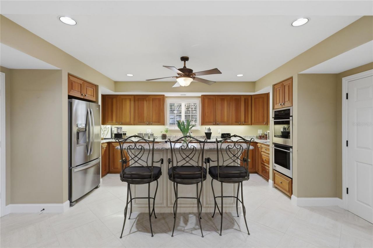 4937 Landings Court , Sarasota, FL 34231 Photo