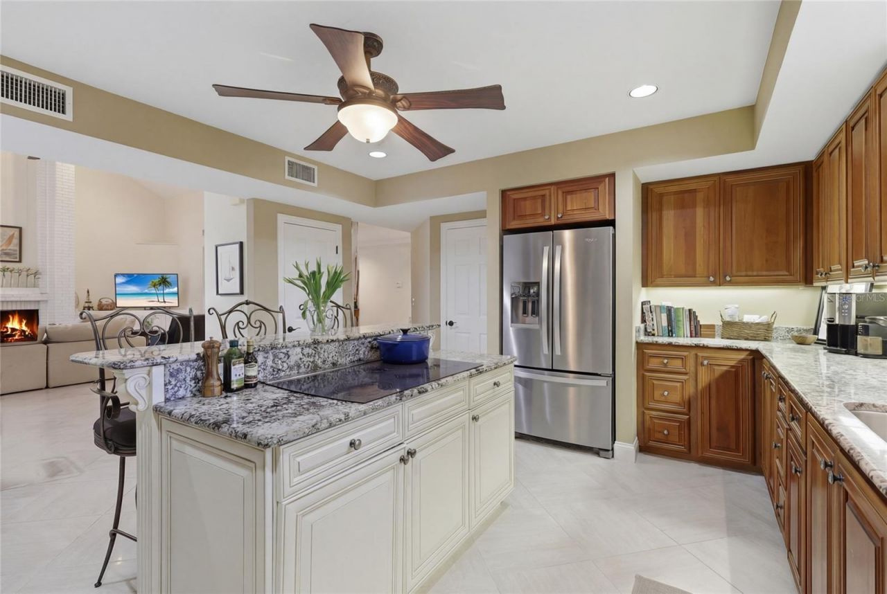 4937 Landings Court , Sarasota, FL 34231 Photo