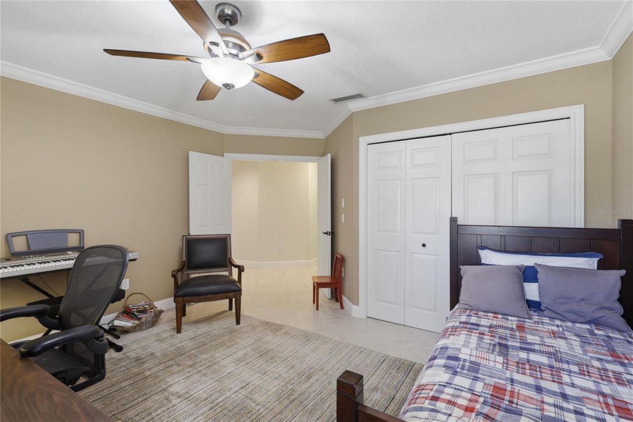 4937 Landings Court , Sarasota, FL 34231 Photo