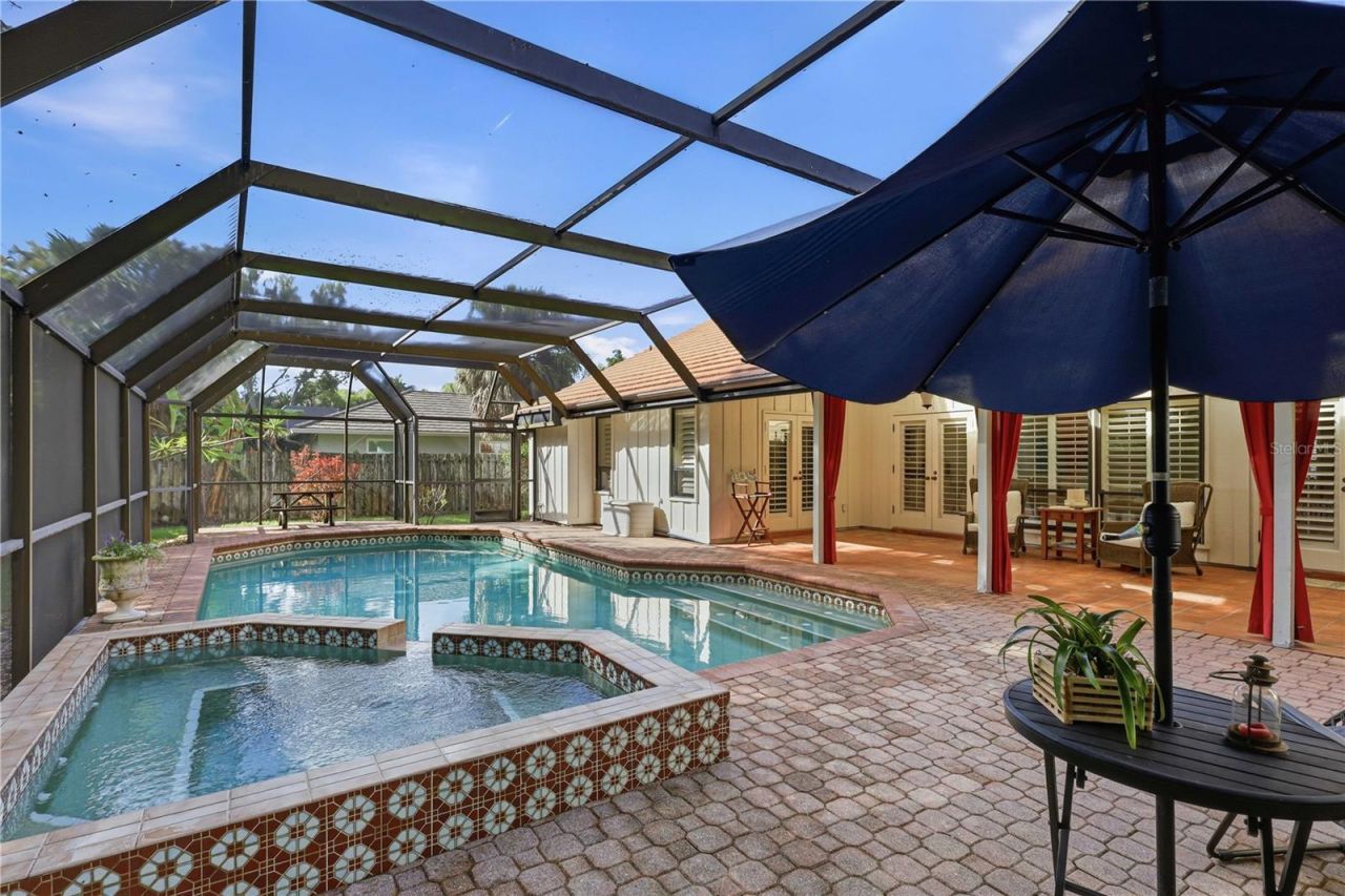 4937 Landings Court , Sarasota, FL 34231 Photo