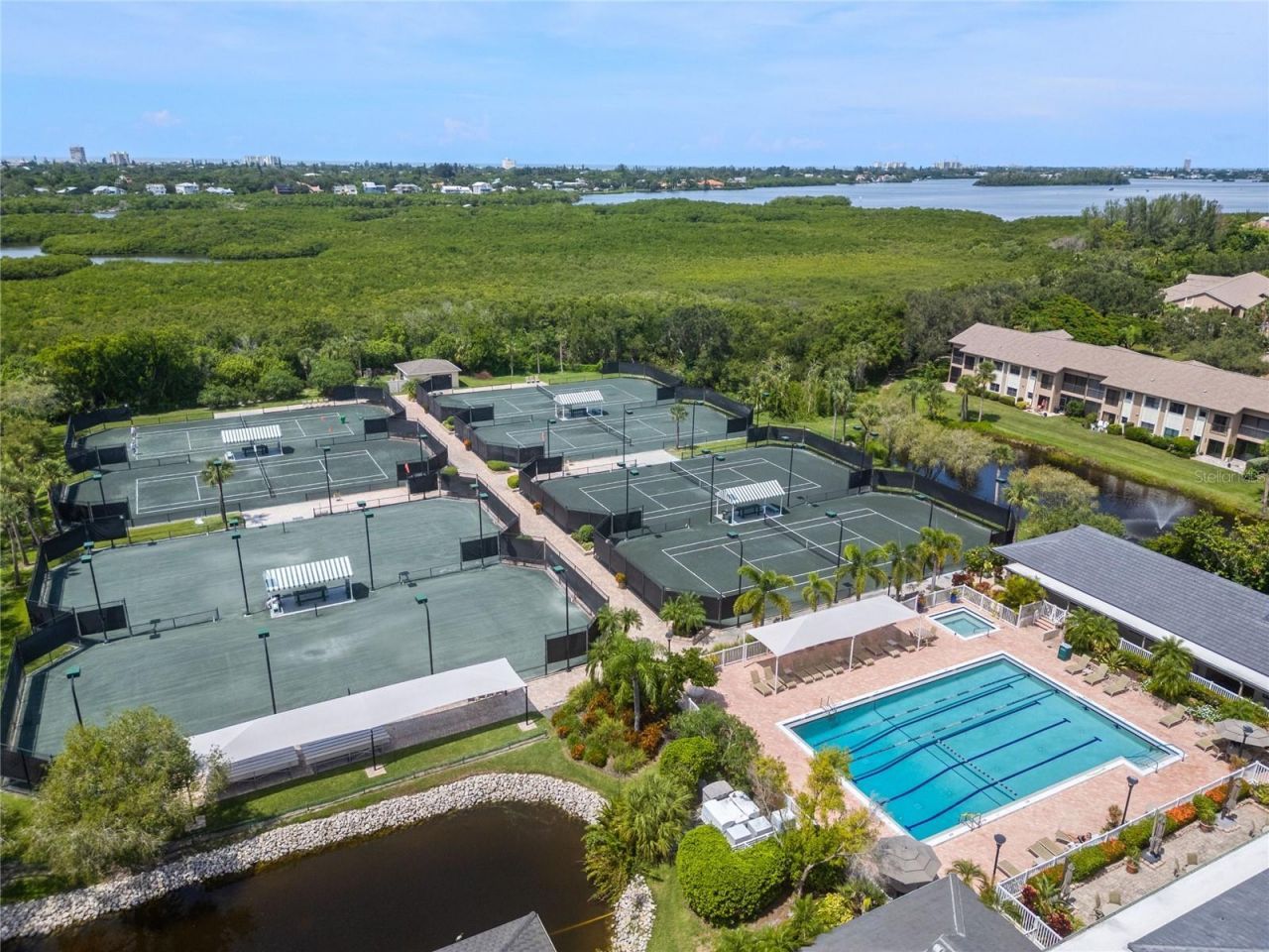 4937 Landings Court , Sarasota, FL 34231 Photo