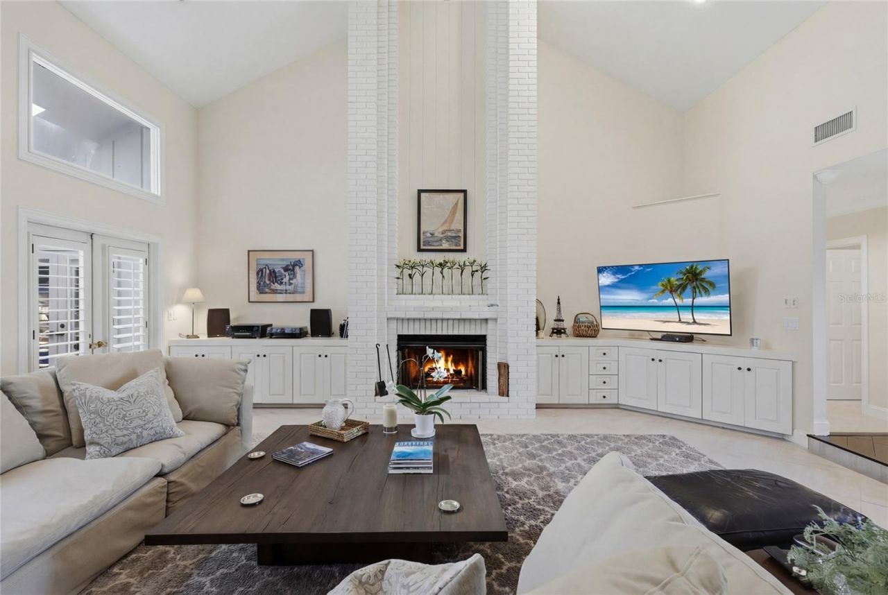 4937 Landings Court , Sarasota, FL 34231 Photo