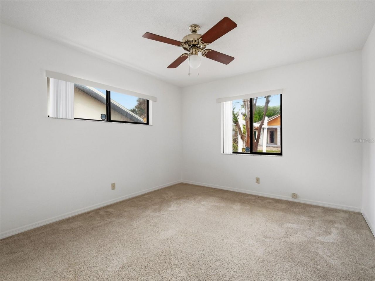 808 E 1st Avenue , New Smyrna Beach, FL 32169 Photo