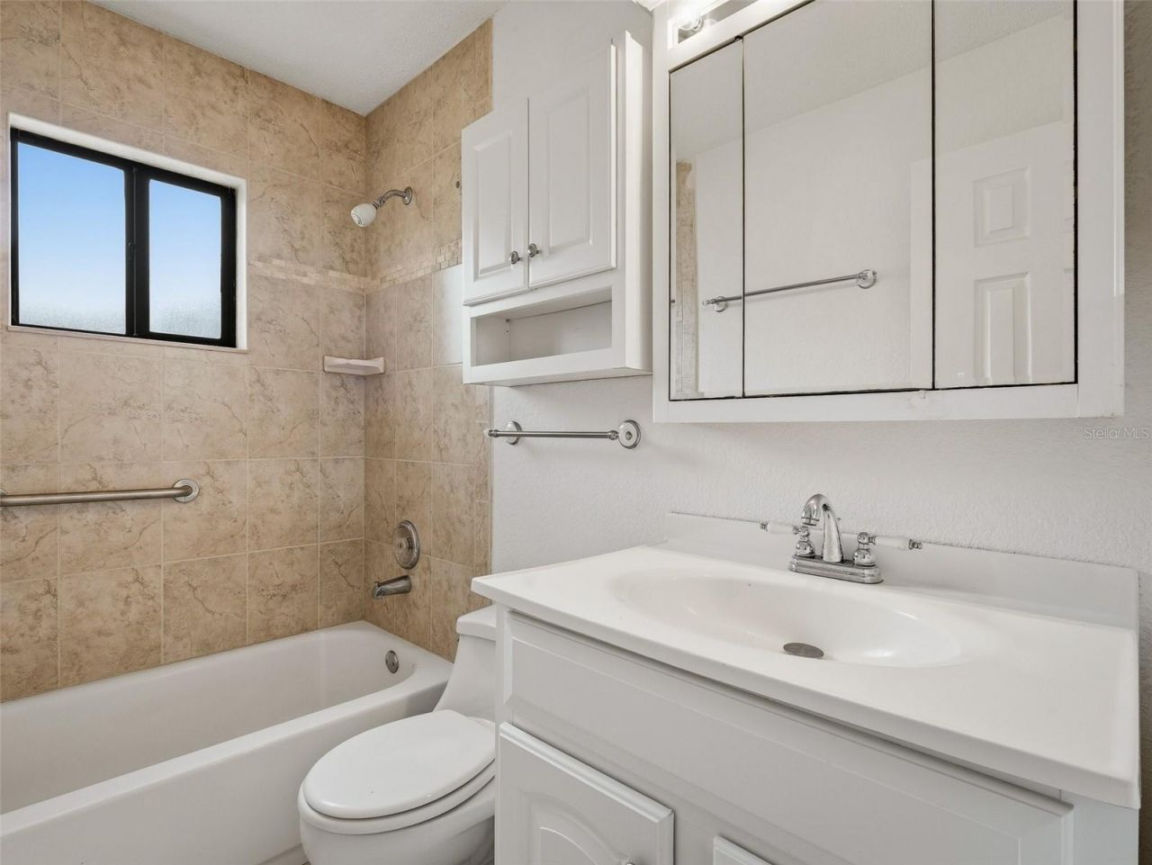 808 E 1st Avenue , New Smyrna Beach, FL 32169 Photo