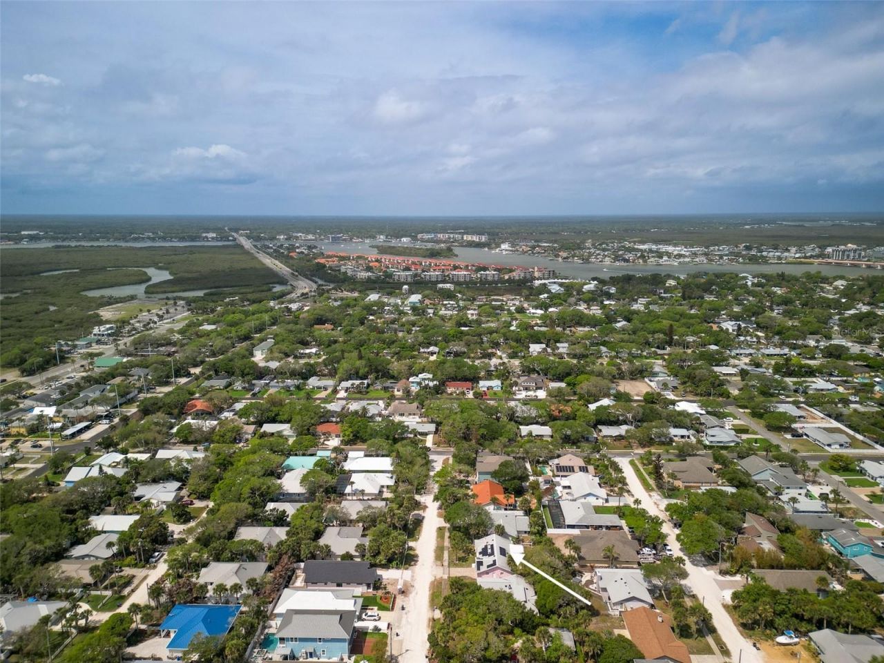 808 E 1st Avenue , New Smyrna Beach, FL 32169 Photo