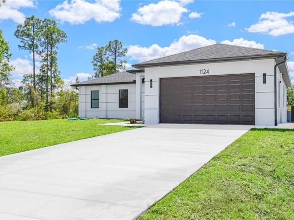1124 S EDELWEISS STREET E, LEHIGH ACRES, FL 33974