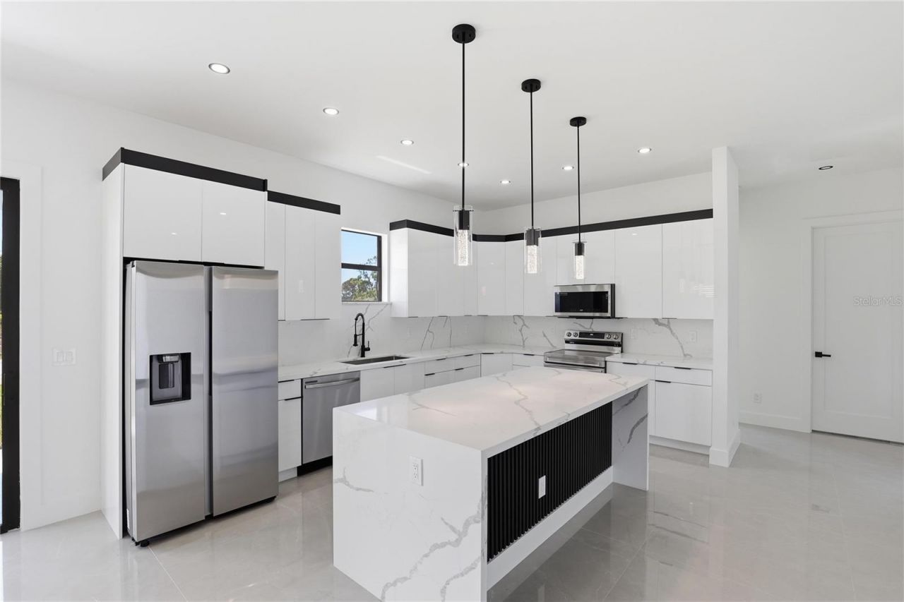 1124 S Edelweiss Street E, Lehigh Acres, FL 33974 Photo