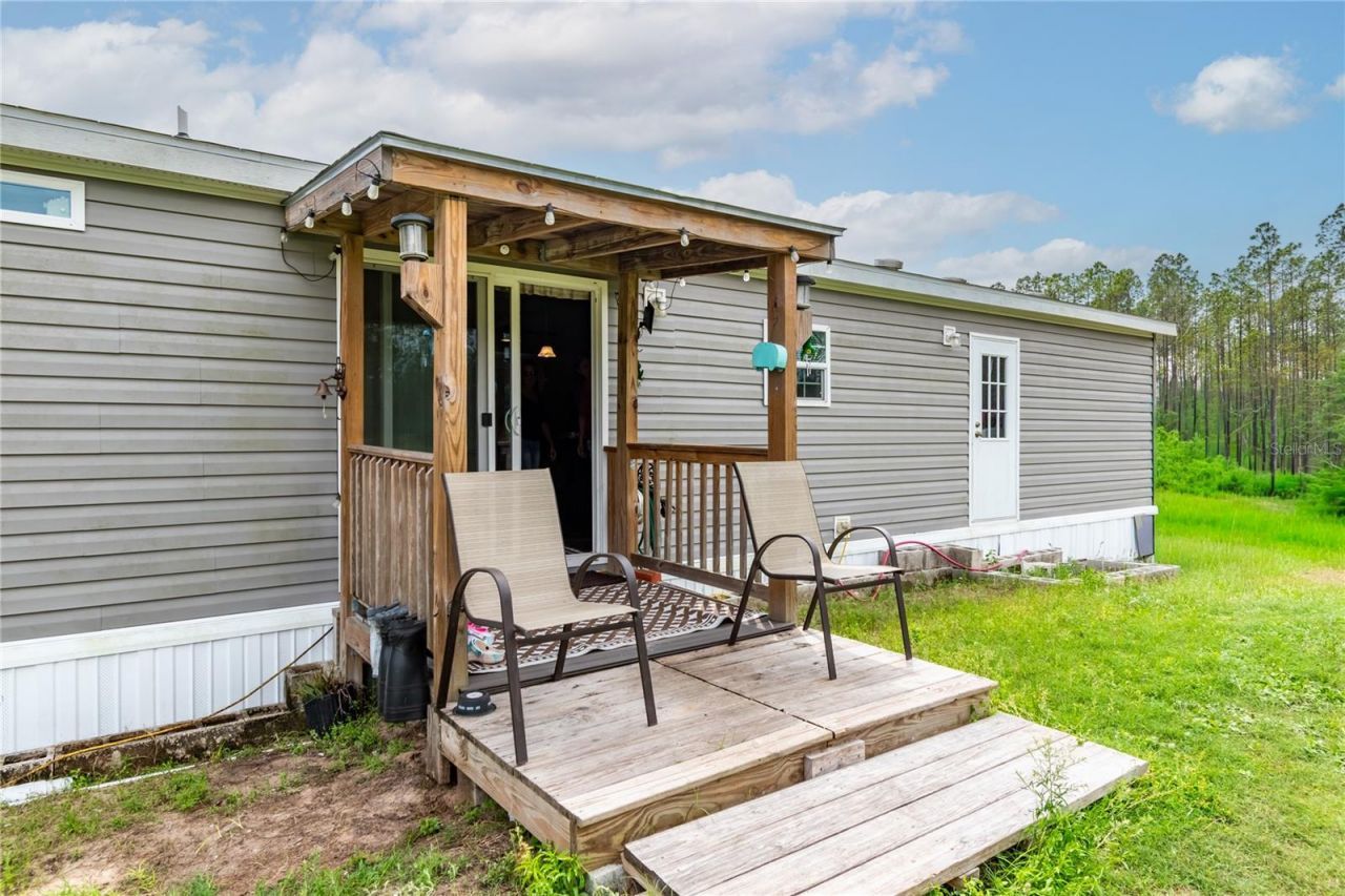 12655 NE 215th Street , Fort Mc Coy, FL 32134 Photo