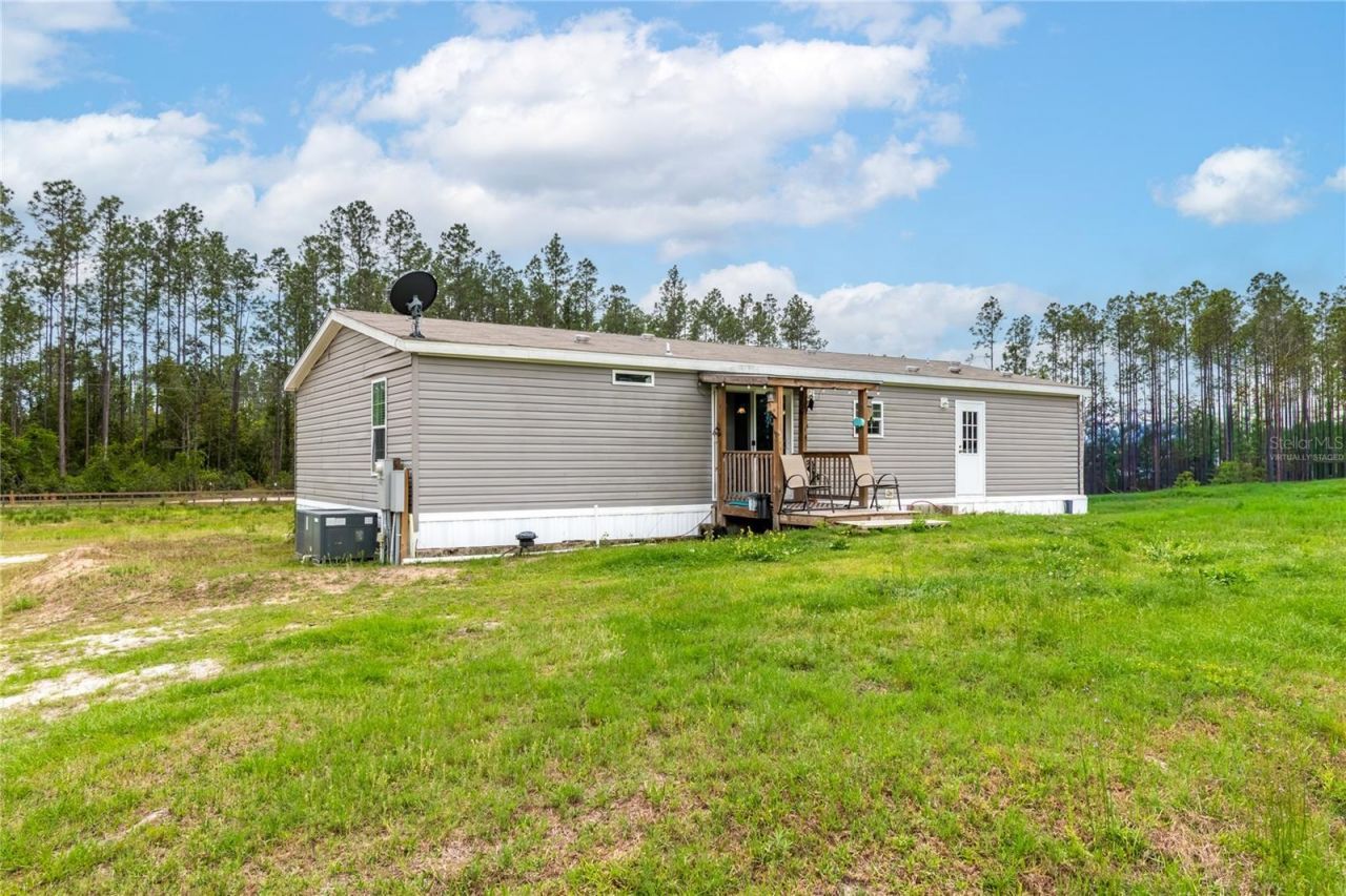 12655 NE 215th Street, Fort Mc Coy, FL 32134 Photo