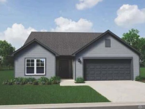 1240 Wind Rock Drive, Tipp City, OH 45373