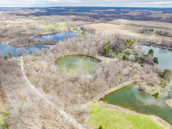 1235 N Wilson Lake Road, Columbia City, IN 46725