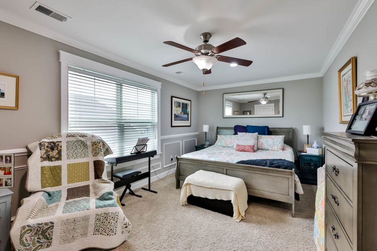 712 Solstice Ct. Photo 23