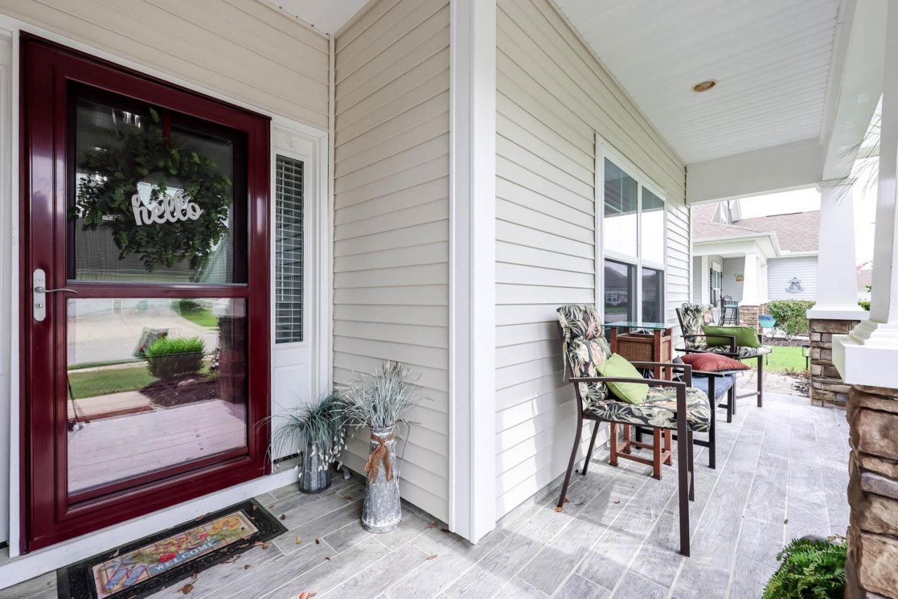 712 Solstice Ct. Photo 32