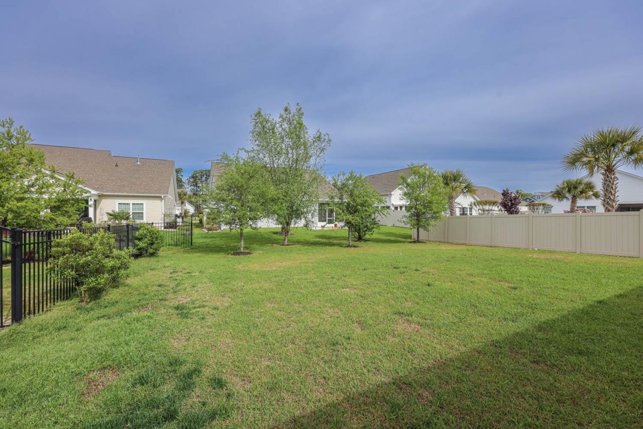 712 Solstice Ct. Photo 34