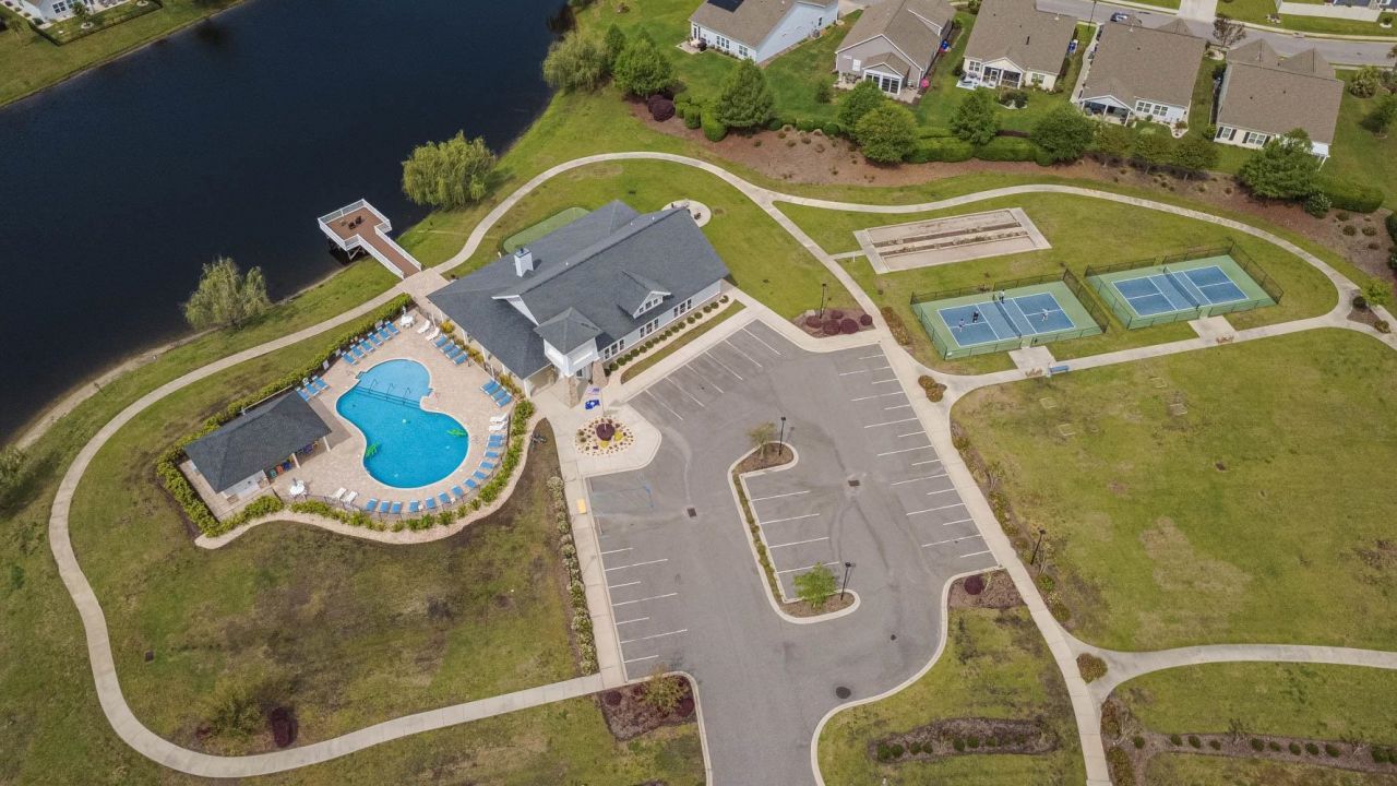 712 Solstice Ct. Photo 37