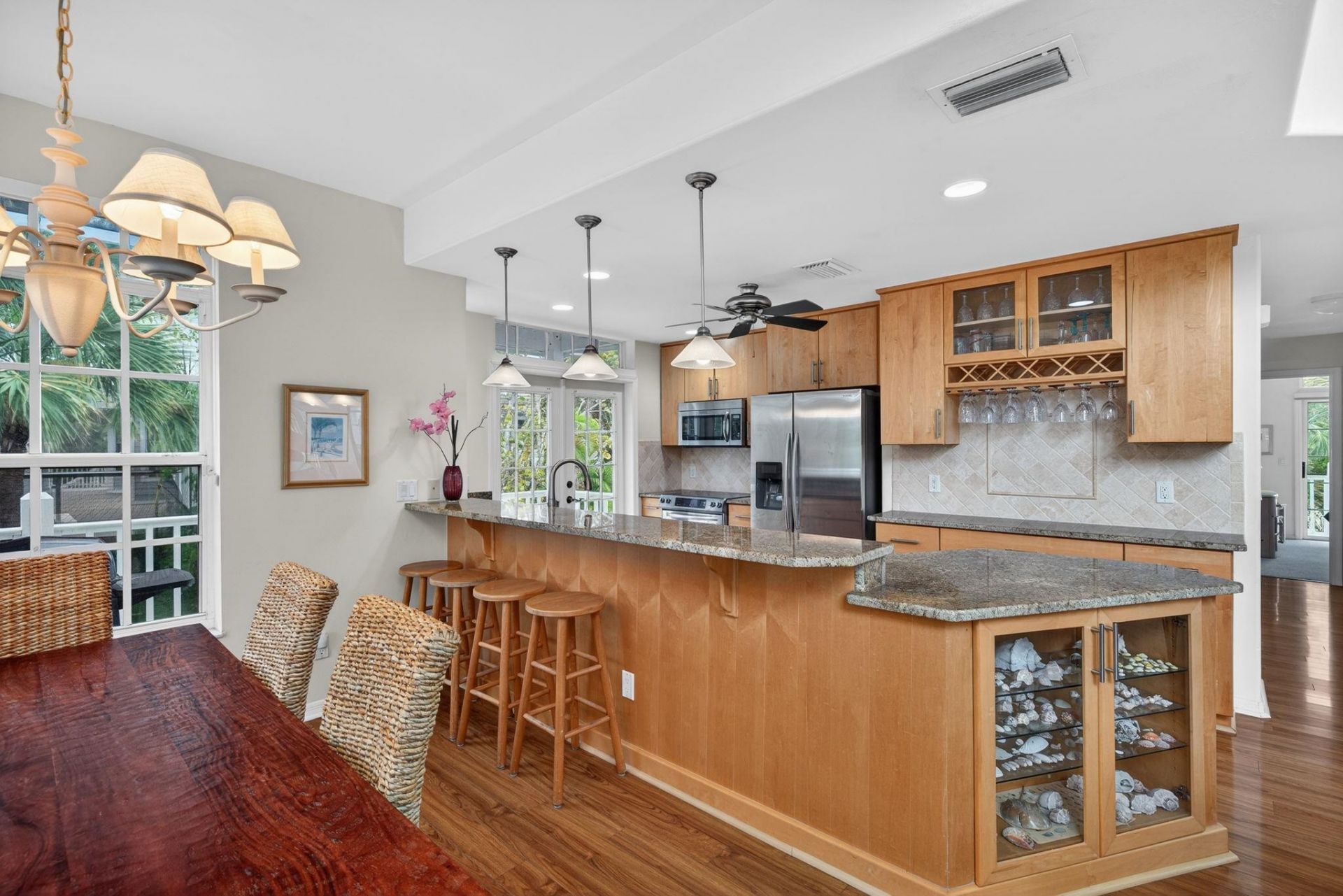 927 Almas Ct, Sanibel, FL 33957 Photo