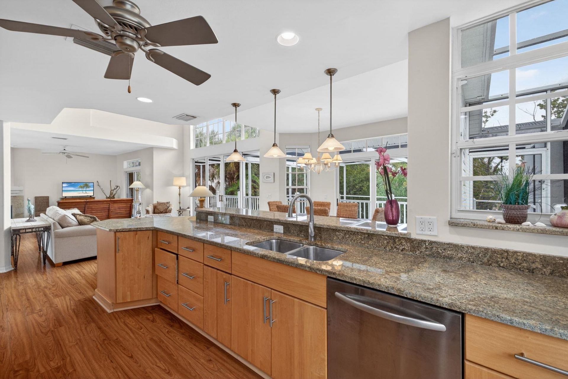 927 Almas Ct, Sanibel, FL 33957 Photo