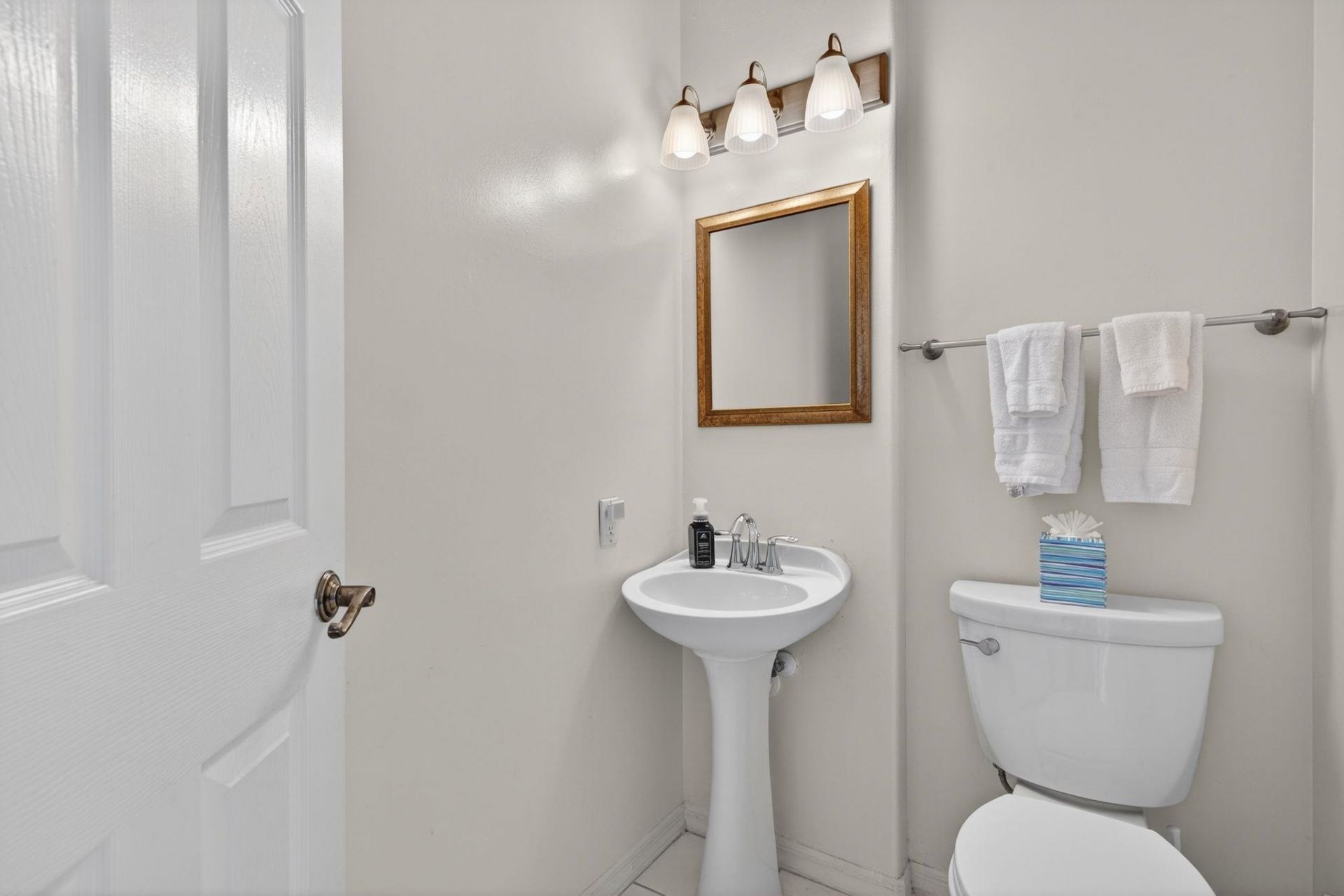 927 Almas Ct, Sanibel, FL 33957 Photo