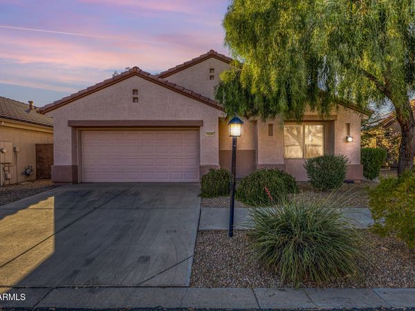 15930 W Autumn Circle, Surprise, AZ 85374